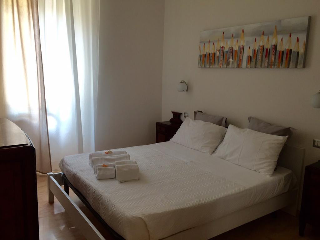 Casa Vacanza Colosseo Rome Ruang foto